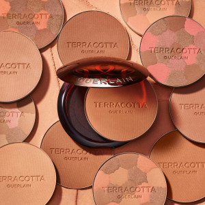 Terracotta Flower Blossom - Das Puder Strahlender Teint Natürlicher Glanz - Limitierte Edition - 96% Inhaltsstoffe natürlichen U Terracotta Flower Blossom - Das Puder Strahlender Teint Natürlicher Glanz - Limitierte Edition - 96% Inhaltsstoffe natürlichen U